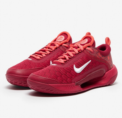 NikeCourt Zoom NXT-Dámské halové tenisové boty vínové