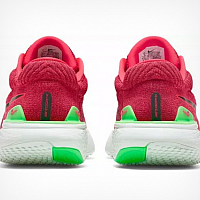 Nike ZoomX Invincible Run Flyknit 2-Pánské běžecké boty